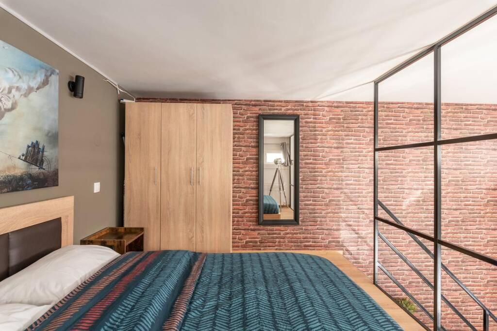 Industrial Loft Near Seaside W 200Mbps Apartment Thessaloniki Exterior photo